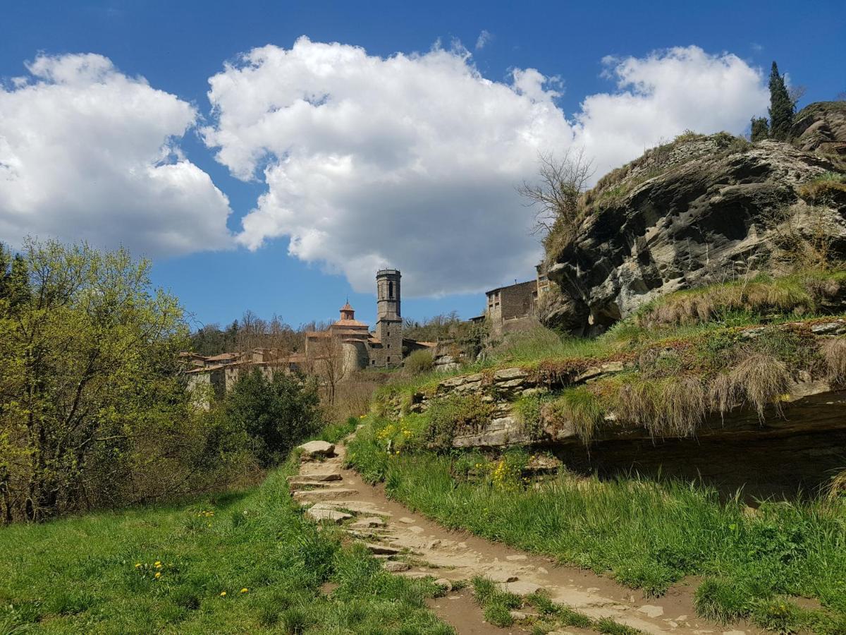 Santuari De La Salut De Sant Felíu de Pallarols Екстериор снимка